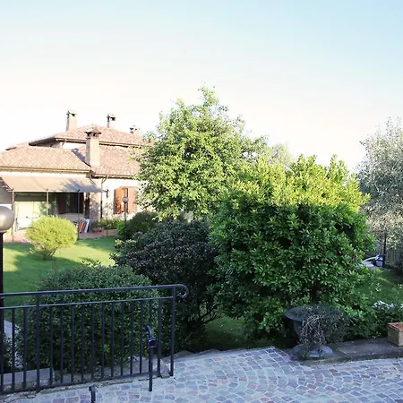 ベッド・アンド・ブレックファスト Le Bacette 4*